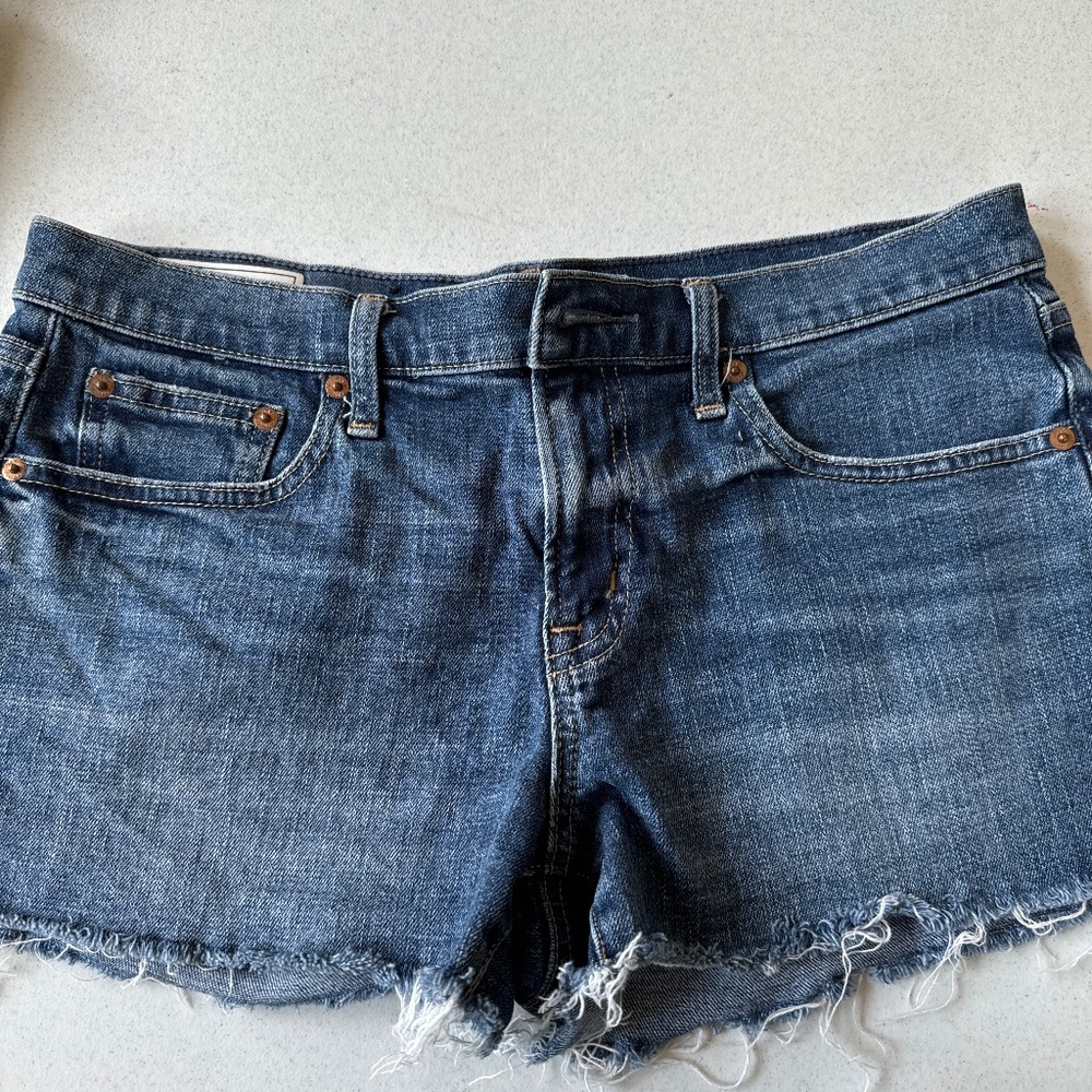 Gap shorts